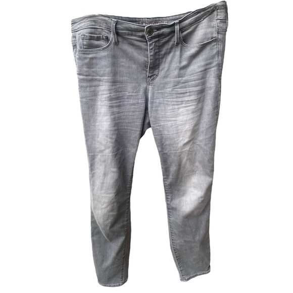 Athleta Gray Sculptek Skinny Faded Wash Jeans I Size: 8 - Picture 2 of 10